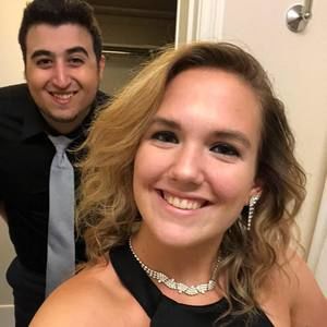 Meet your Posher, Danielle